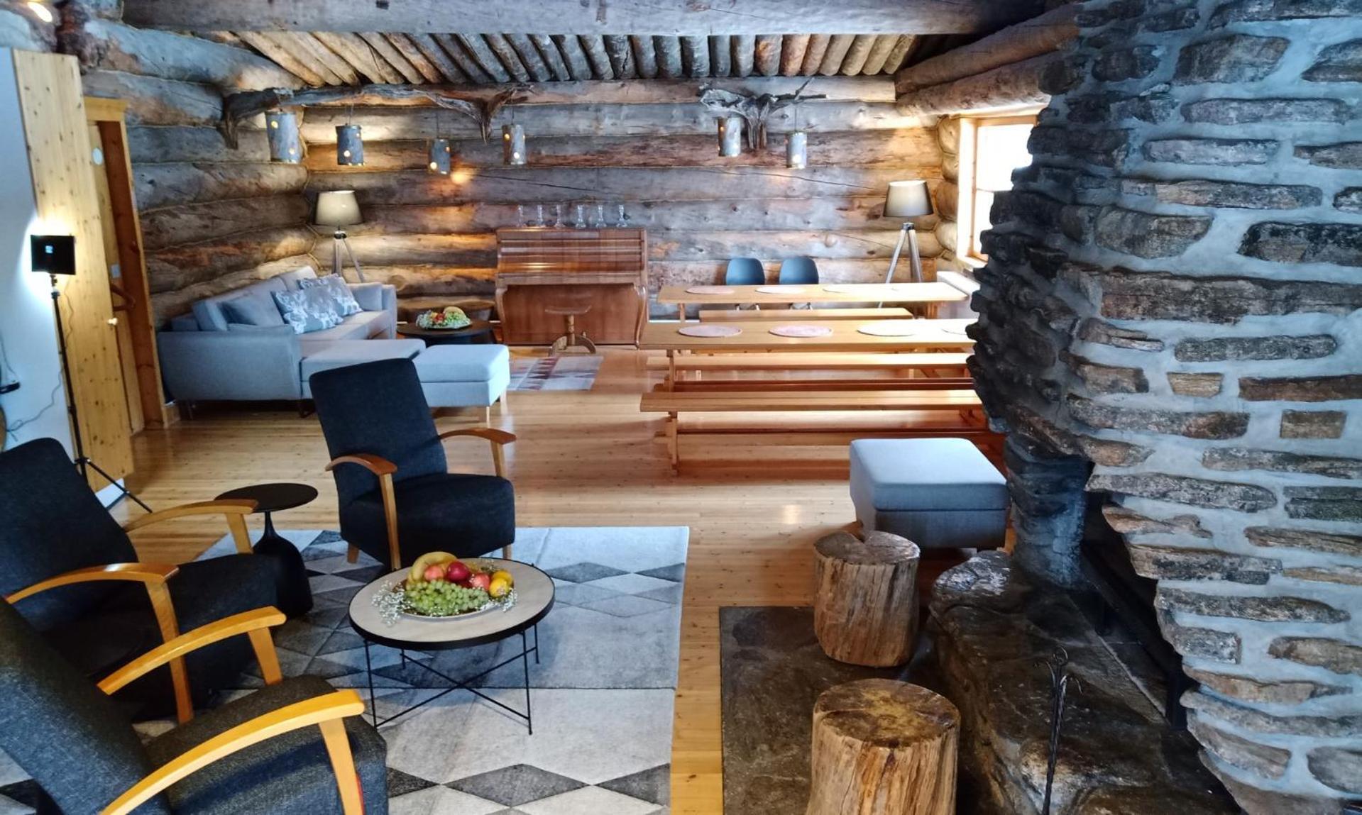 ساريسيلكا Kuukkeli Log Houses Aurora Resort المظهر الخارجي الصورة