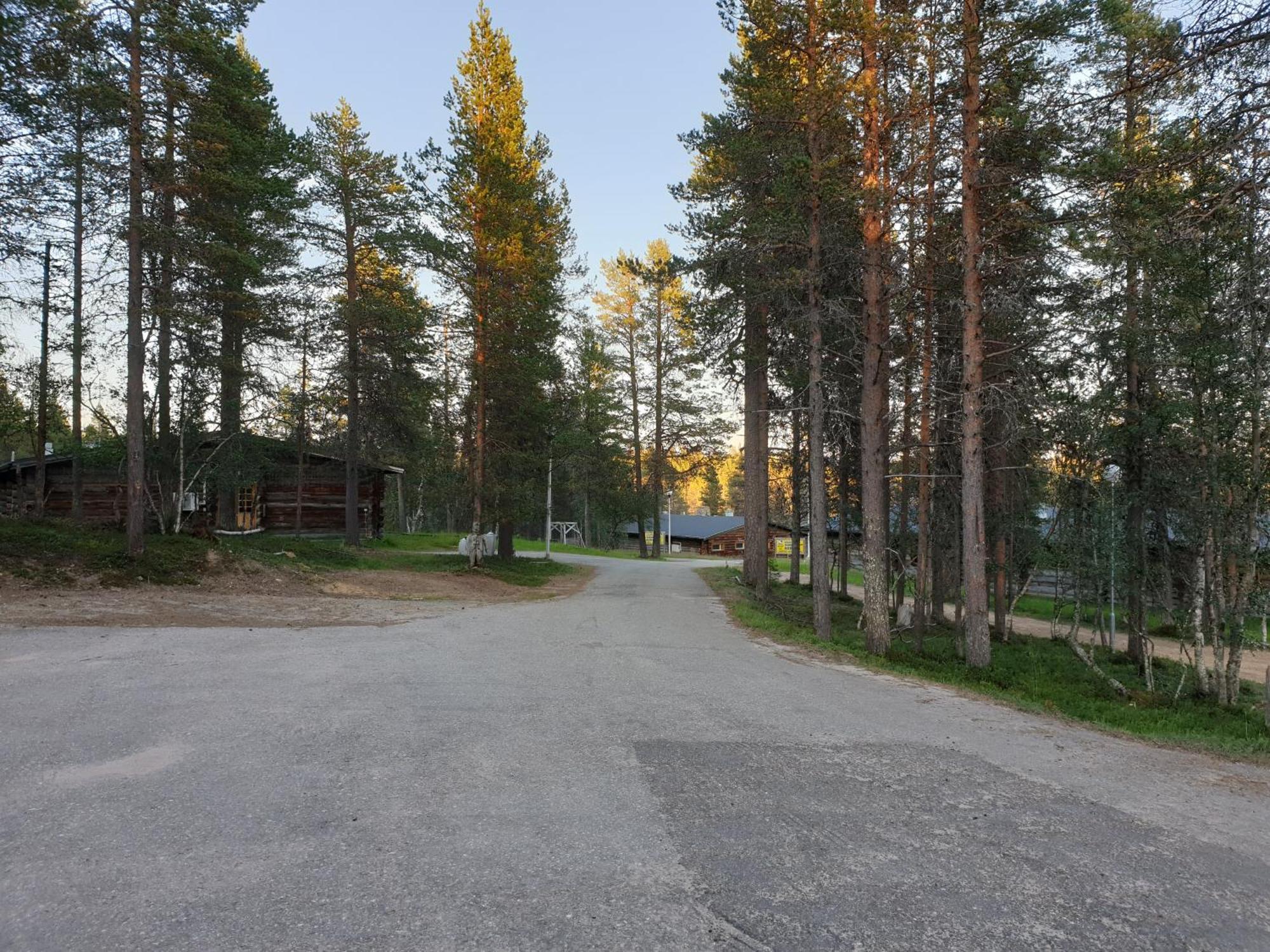 ساريسيلكا Kuukkeli Log Houses Aurora Resort المظهر الخارجي الصورة