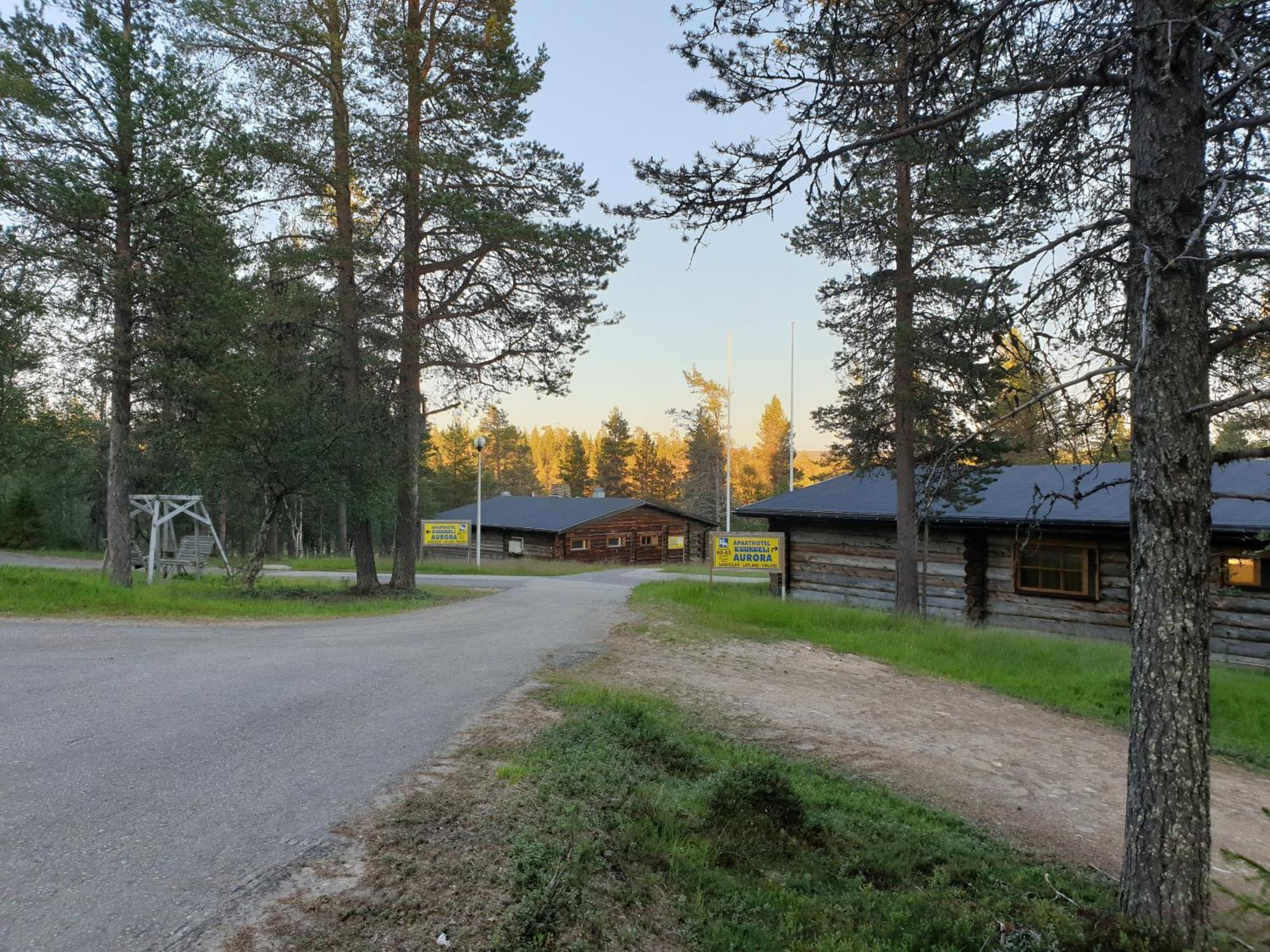 ساريسيلكا Kuukkeli Log Houses Aurora Resort المظهر الخارجي الصورة