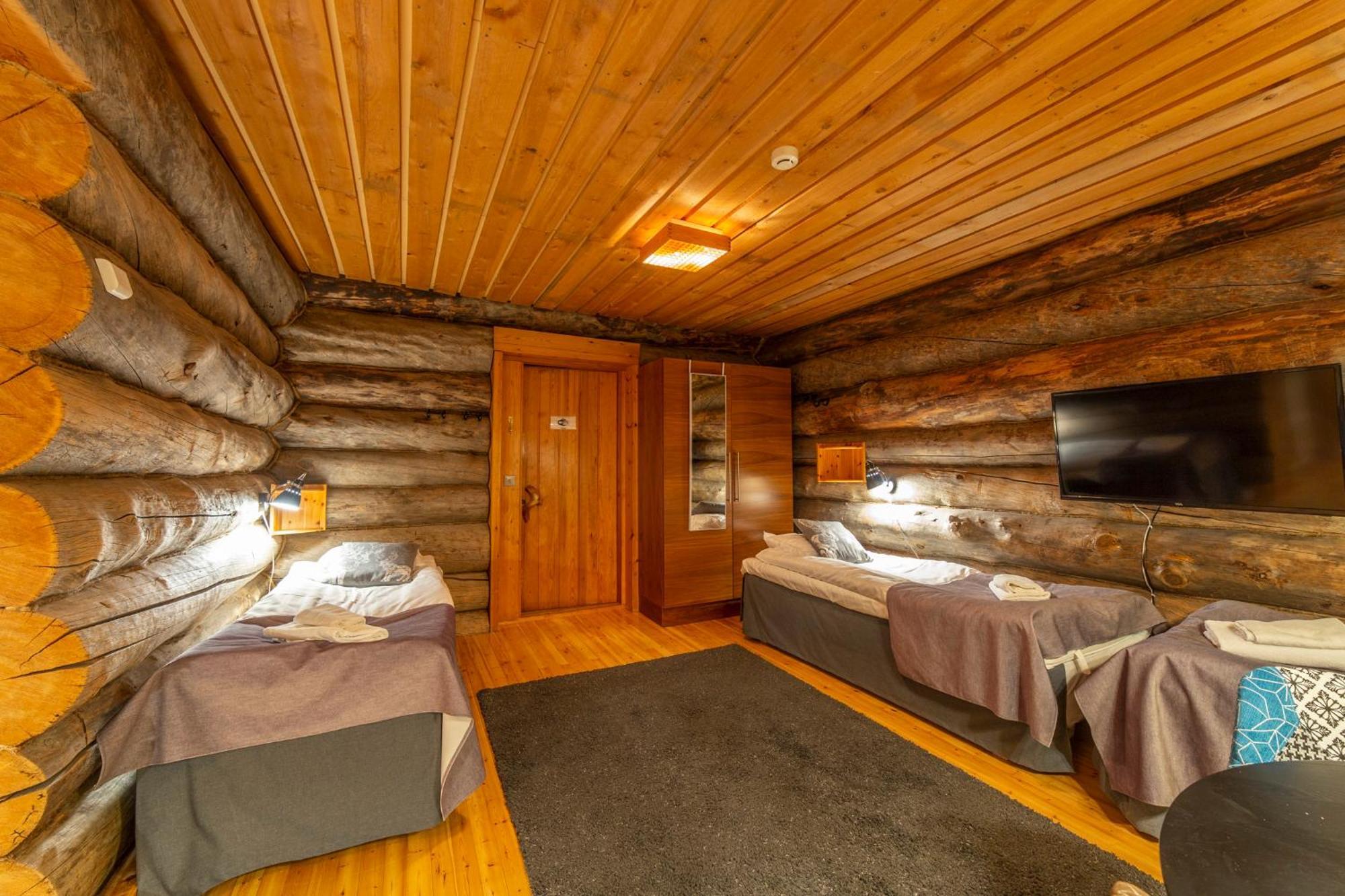 ساريسيلكا Kuukkeli Log Houses Aurora Resort المظهر الخارجي الصورة