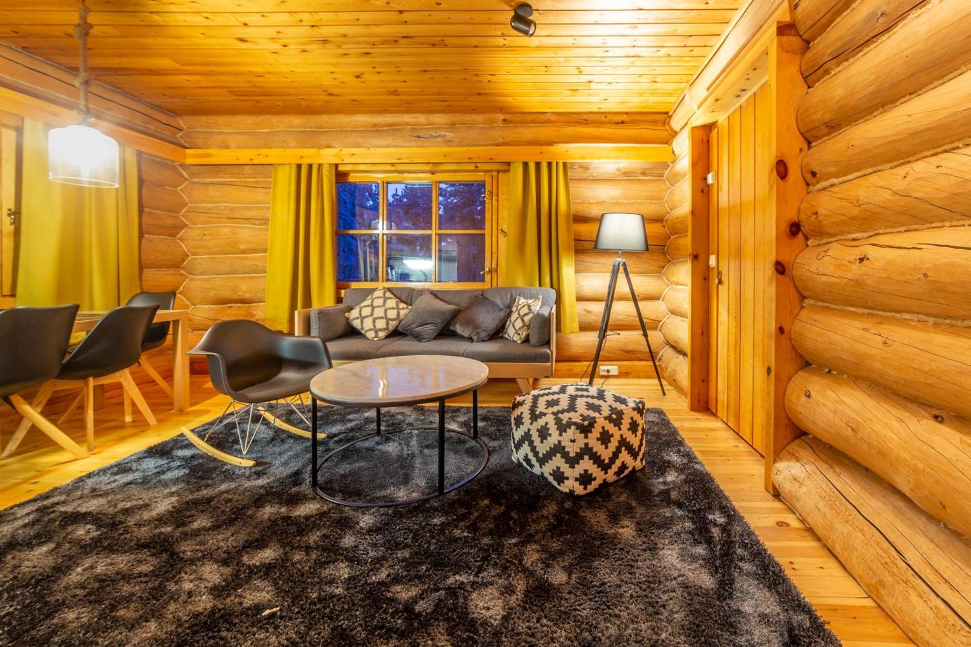 ساريسيلكا Kuukkeli Log Houses Aurora Resort الغرفة الصورة