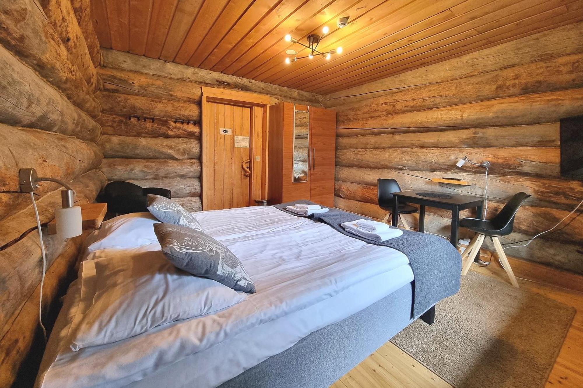 ساريسيلكا Kuukkeli Log Houses Aurora Resort الغرفة الصورة