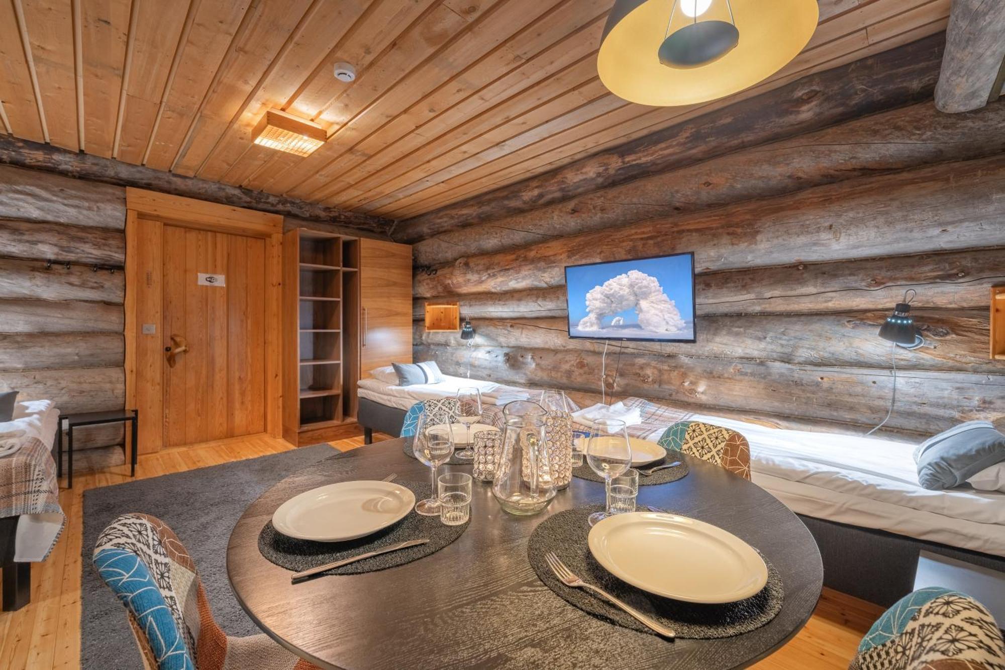 ساريسيلكا Kuukkeli Log Houses Aurora Resort الغرفة الصورة